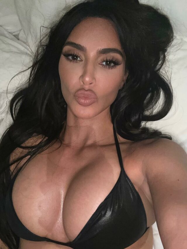 Is Kim Kardashian Trying To Copy Khloé’S Kardashian’S Selfie?