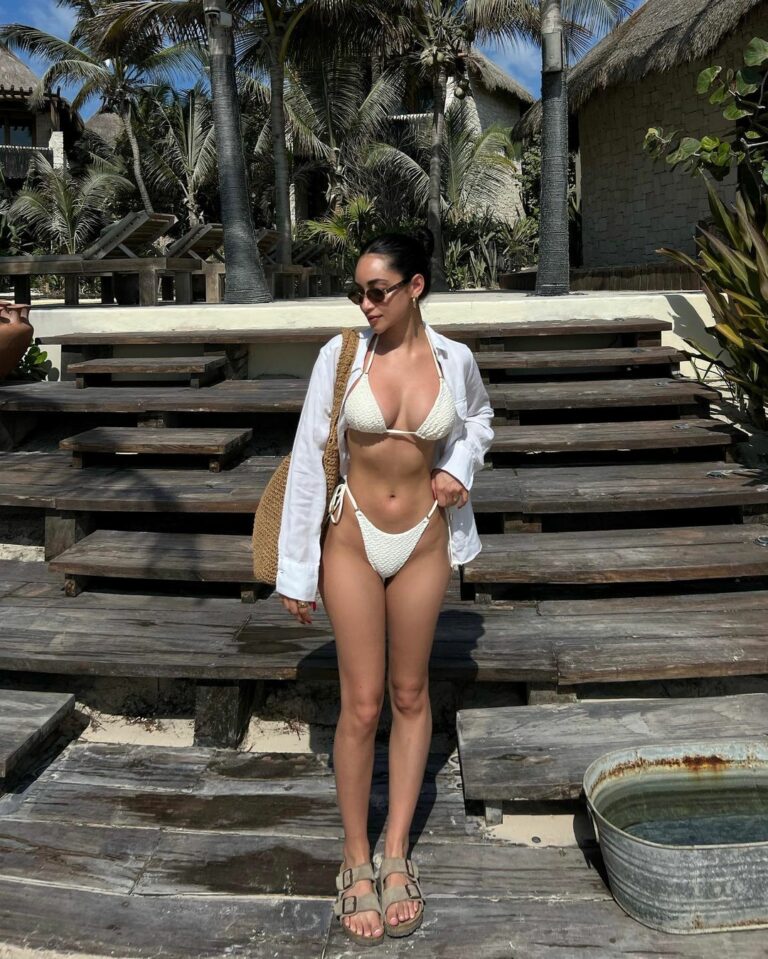 ‘Bachelor’ Alum Victoria Fuller Stuns In Bikini While Vacationing In Mexico