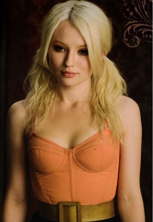 Emily Browning Hot Images