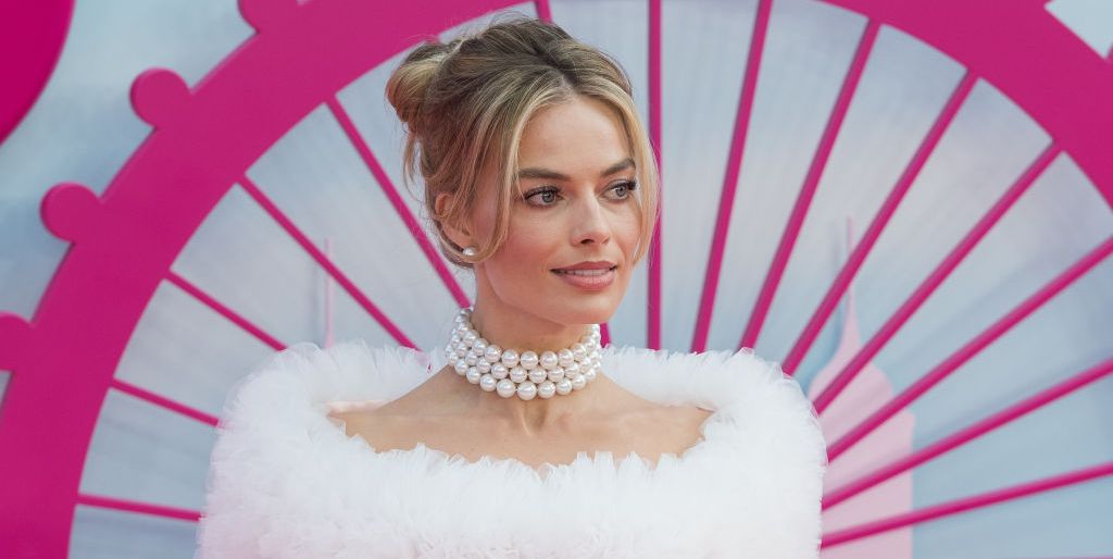 Margot Robbie Stuns In 5 Inch Heels Reveals Her Journey To Becoming Barbie Doll