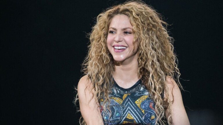 Shakira Net Worth 2023: Age, Boyfriend/ Husband, Relationship, Salary, Hot Photos, Awards, Children, Car, House & Song