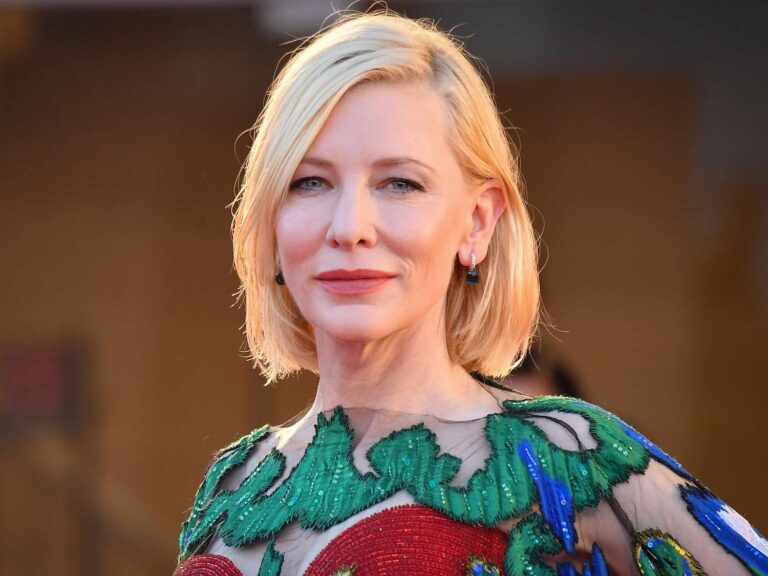 Catherine Blanchett Net Worth 2023: Age, Height, Family, Early Life, Relationship Status, Career, Total Income, Hot Photos & News