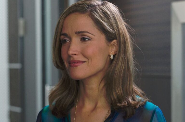 Rose Byrne Net Worth 2023: Age, Height, Family, Early Life, Relationship Status, Career, Total Income, Hot Photos & News