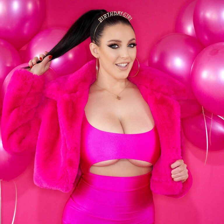 Angela White Biography, Age, Body Measurement, Height, Personal Life, Net Worth, Wiki & Facts