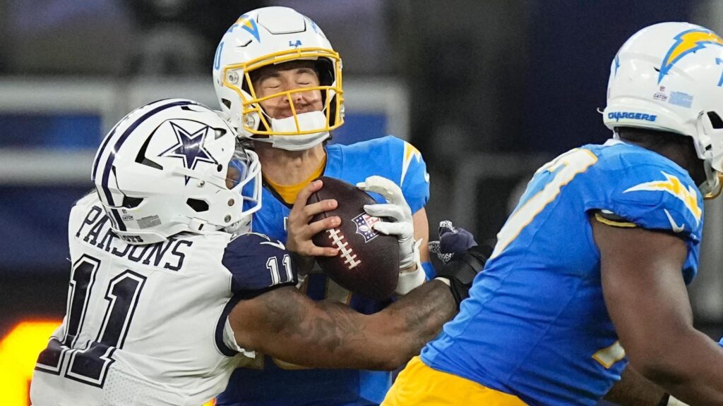 Cowboys 20-17 Chargers